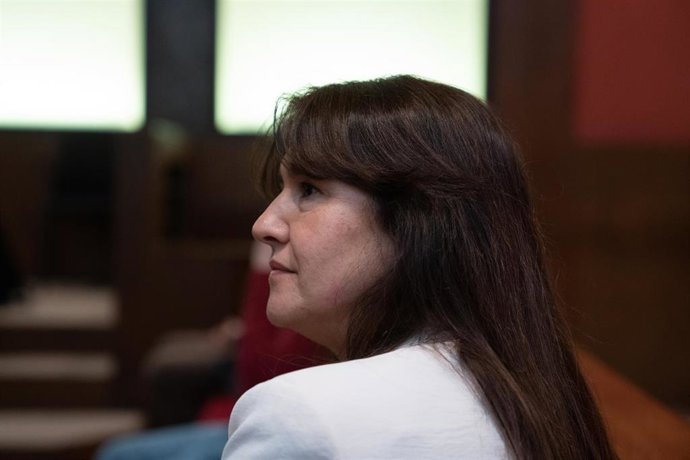 Archivo - La presidenta de Junts, Laura Borrs, durante un juicio para declarar por presuntamente fraccionar contratos en la Institució de les Lletres Catalanes (ILC) en el TSJC, a 10 de febrero de 2023, en Barcelona, Catalunya (España).