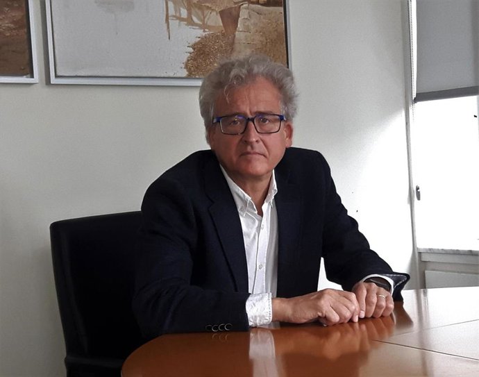 Archivo - El presidente del Consejo de Relaciones Laborales (CRL), Tomás Arrieta