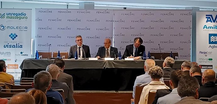 Los regantes de FENACORE piden al Gobierno que rebaje sus costes de producción para frenar el alza del precio de los alimentos.