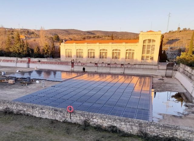 Planta solar flotante en Madrid