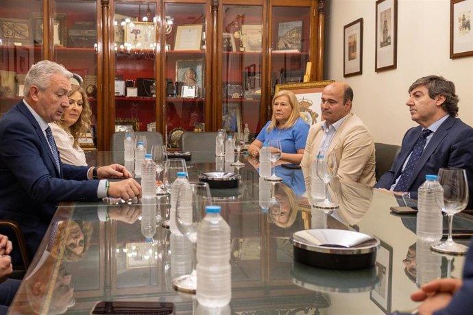 Ciudadanos (Cs)  Aumesquet (Cs) Compromete Una Lanzadera De Tussam Que Una La Ciudad De La Justicia Con Los Juzgados Del Prado Y De Viapol