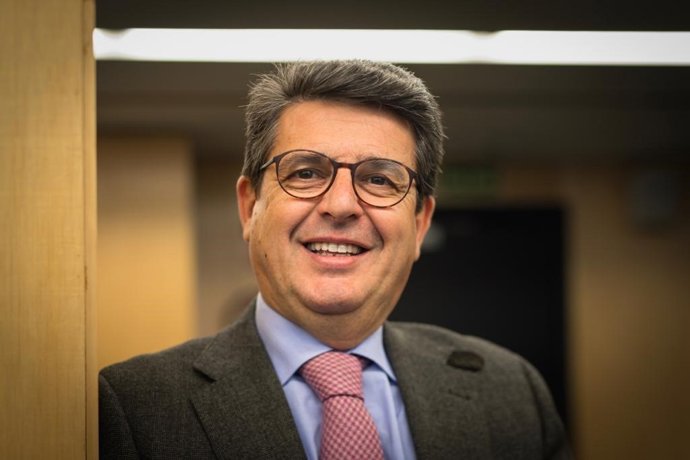 Archivo - El diputado nacional del Partido Popular de Almería Juan José Matarí