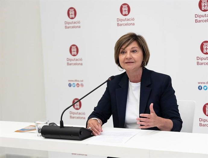 La diputada de Turismo de la Diputación de Barcelona, Abigial Garrido, en rueda de prensa.