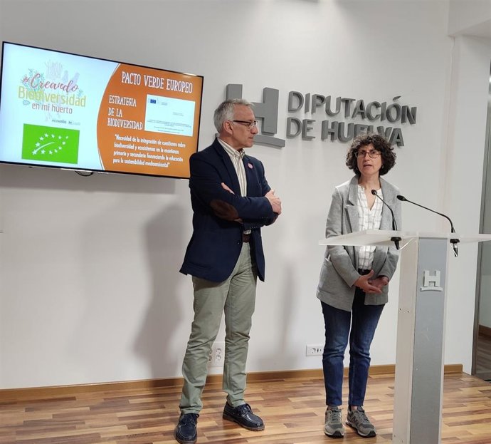 Presentación de la campaña 'Creando biodiversidad en mi huerto' en Diputación de Huelva.
