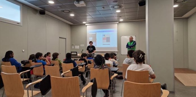 Aragón coordina la elaboración de materiales educativos para explicar la pluralidad lingüística de España