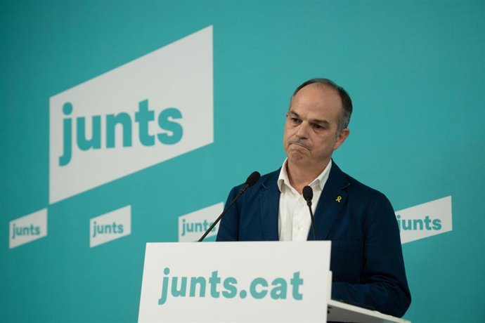 Archivo - El secretario general de Junts, Jordi Turull, comparece tras una reunión en la sede de Junts per Catalunya, a 29 de septiembre de 2022, en Barcelona, Cataluña (España). La ejecutiva de Junts se reúne después de que el president de la Generalit