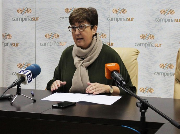 Archivo - La presidenta de la Mancomunidad de Campiña Sur, Francisca Carmona, en una imagen de archivo.