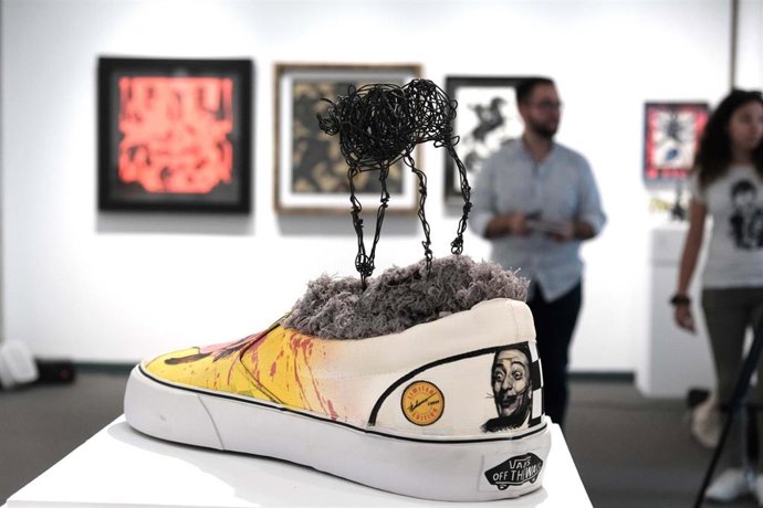 El Centro Fundación Unicaja Sevilla expone arte urbano y la última obra teatral de los Machado.