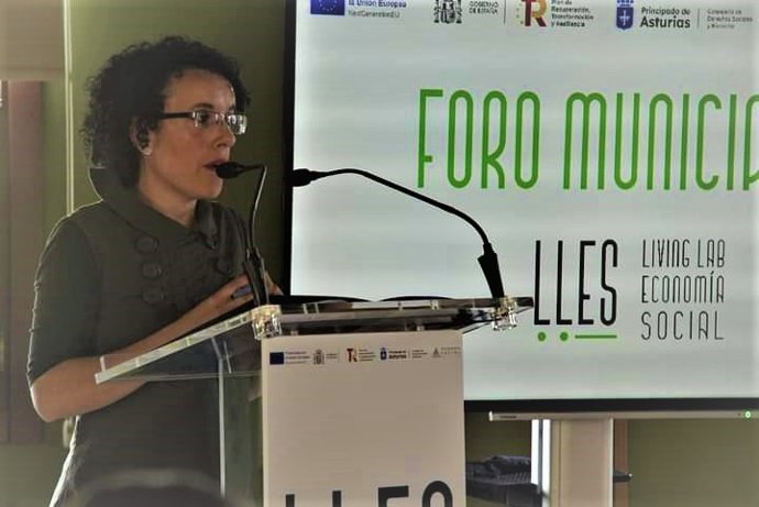 Np Y Foto Foro Municipal Living Lab Economía Social