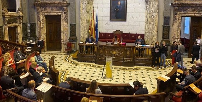 Imagen del pleno ordinario de marzo celebrado en el Ayuntamiento de Valncia.