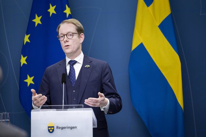 Archivo - STOCKHOLM, Jan. 24, 2023  -- Swedish Foreign Minister Tobias Billstrom speaks at a press conference in Stockholm, Sweden, on Jan. 24, 2023. Sweden suffered a major setback in its bid for the North Atlantic Treaty Organization (NATO) membership