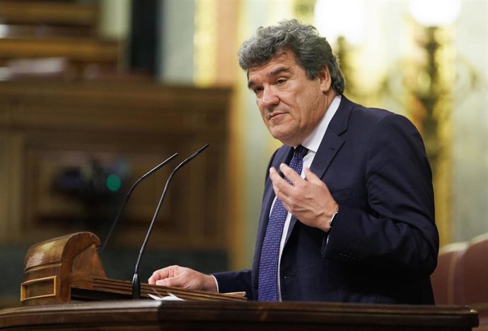 El ministro de Inclusión, Seguridad Social y Migraciones, José Luis Escrivá durante el debate de la reforma de las pensiones