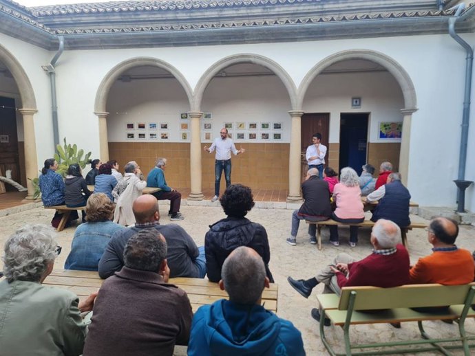 Vecinos de Bunyola abaratarán su factura de la luz gracias a los autoconsumos compartidos del IBE.