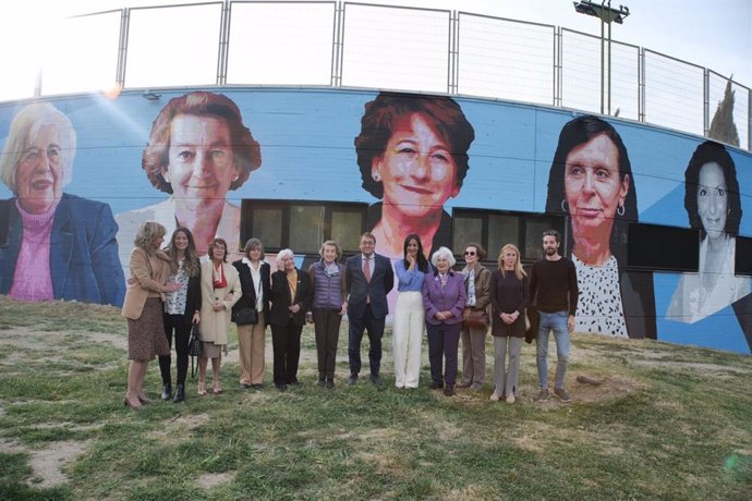 Un mural en Aluche reconoce a diez juristas españolas por su contribución a la igualdad de derechos