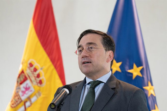 El ministro de Asuntos Exteriores, José Manuel Albares, comparece ante los medios a su llegada a la XXVIII Cumbre Iberoamericana, en el Hotel El Embajador, a 23 de marzo de 2023, en Santo Domingo (República Dominicana). Bajo el lema Juntos por una Iber