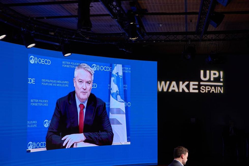El secretario general de la OCDE, Mathias Cormann, realiza por videoconferencia una intervención sobre el mercado laboral en España, durante la quinta y última jornada de la tercera edición del foro 'Wake Up, Spain!', en Casa de América, a 30 de marzo d