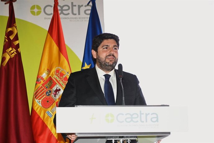 El presidente de la Comunidad Autónoma de la Región de Murcia, Fernando López Miras, presenta el Programa Regional de Tecnologías Duales en Defensa, Seguridad y Reconstrucción