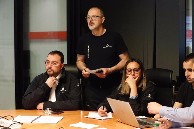 Adrián Barbón, Óscar Rodríguez y Rita Camblor, en la reunión del comité de dirección del Plan de Protección Civil de Emergencia por Incendios Forestales del Principado