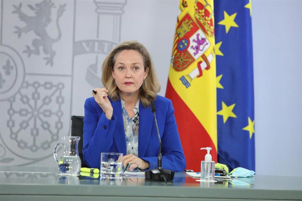 Archivo - La vicepresidenta primera  y ministra de Asuntos Económicos y Transformación Digital, Nadia Calviño.
