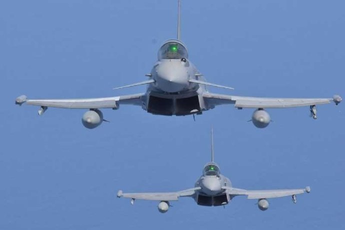 Entrenamiento de los halcones del Ala 11 y Ala 46 en Canarias