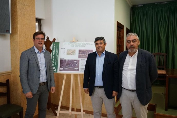 Presentación de la nueva glorieta en Villalba del Alcor (Huelva).