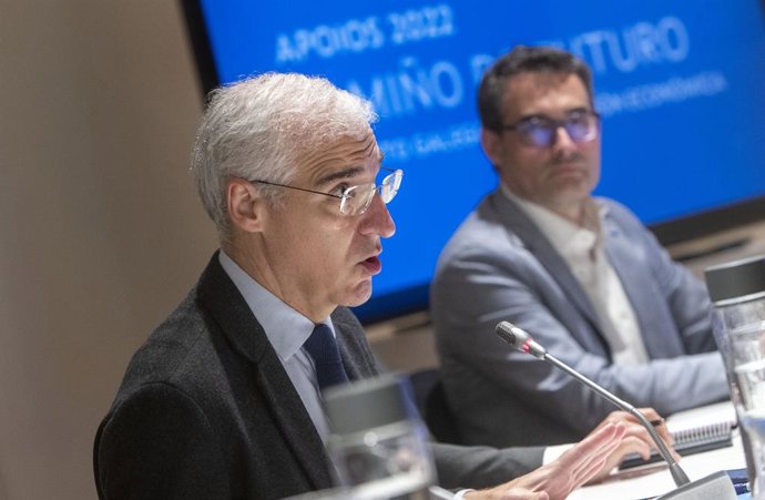 Archivo - El vicepresidente segundo e conselleiro de Economía, Empresa e Innovación en funcións, Francisco Conde, participa en una jornada sobre los fondos europeos Next Generation organizada en colaboración con AJE Galicia.