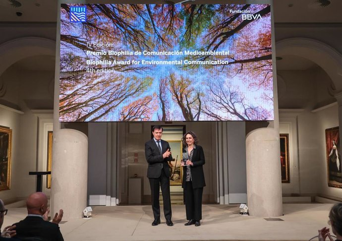 Entrega del IV Premio en Comunicación Ambiental a Elizabeth Kolbert en la  Fundación BBVA.