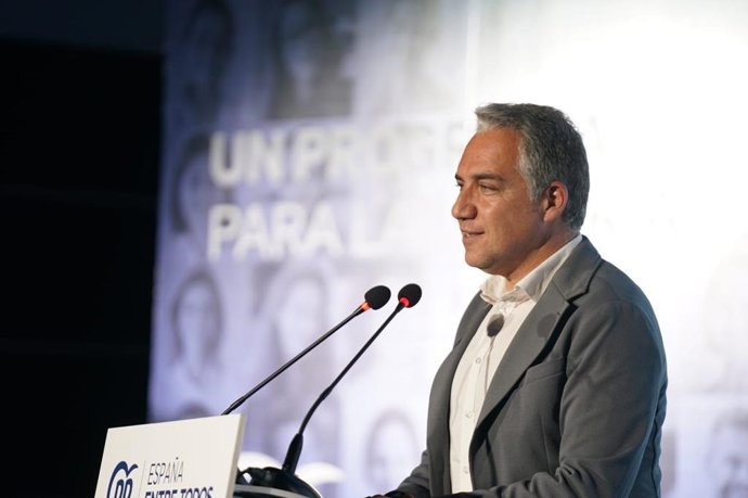 El coordinador general del PP, Elías Bendodo, en Málaga.