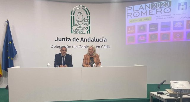 Mercedes Colombo y José Pacheco presentando el Plan Romero 2023 en Cádiz.