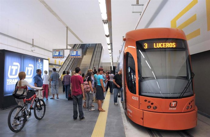 Archivo - Estación De Luceros Del TRAM