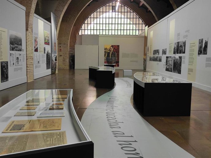 Exposición 'Miguel Hernández, el poeta necesario'