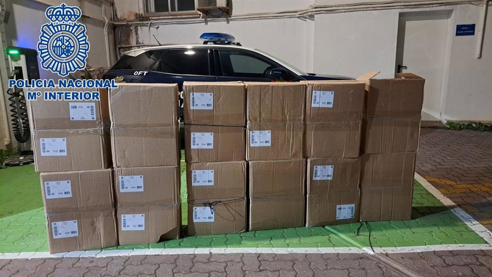 Abortado en La Línea un alijo de tabaco de contrabando con la aprehensión de 6.000 cajetillas valoradas en 26.700 euros
