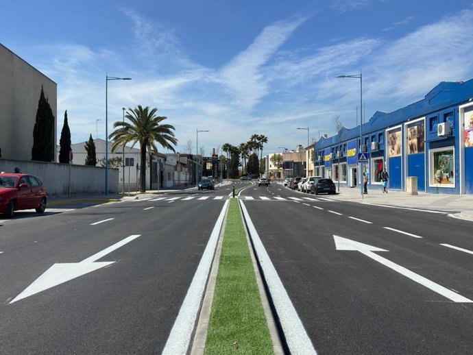 Apertura al tráfico de la avenida 28 de febrero.