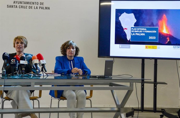 La consejera de Economía, Conocimiento y Empleo del Gobierno de Canarias y presidenta del Servicio Canario de Empleo (SCE), Elena Máñez