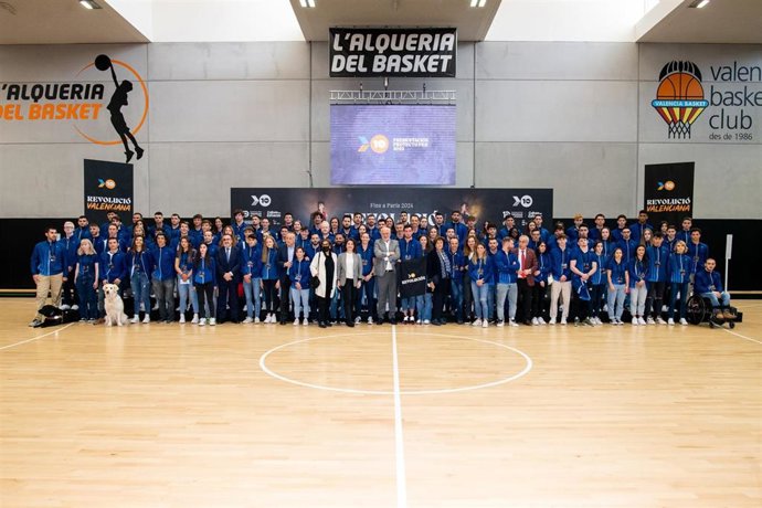 Juan Roig ha invertido 100 millones de euros en deporte a través de la Fundación Trinidad Alfonso