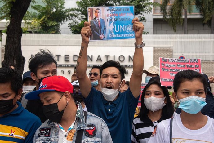 Archivo - Protesta contra la junta militar de Birmania en Bangkok, Tailandia