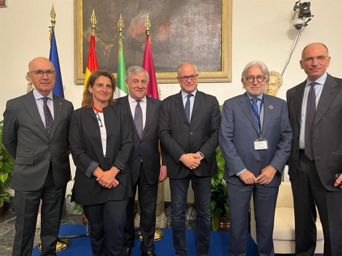 La vicepresidenta tercera y ministra para la Transición Ecológica y el Reto Demográfico, Teresa Ribera, ha aprticipado este viernes en el foro 'Dileg Itlia-Espanya' de Foment del Treball