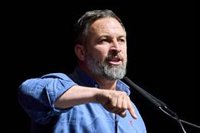 Abascal insta a Feijóo a aclarar si pactará con Vox o, si como "se deduce", dejará seguir gobernando a Sánchez