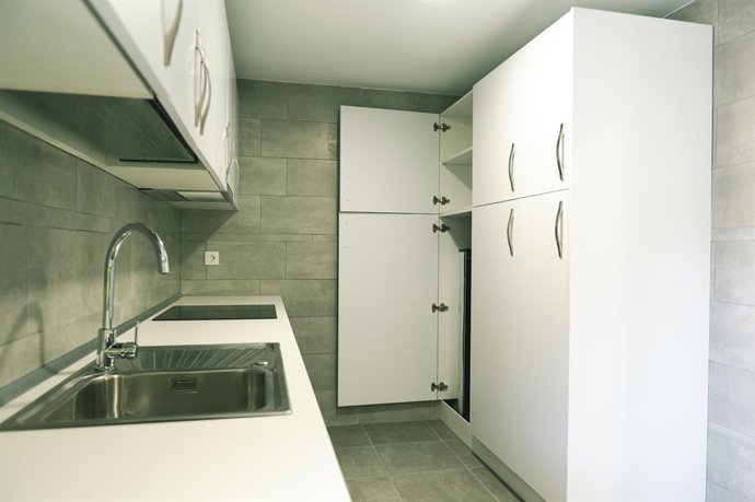 Los vecinos y vecinas de los antiguos edificios de Las Chumberas afectados por aluminosis ya pueden visitar el piso piloto de las nuevas viviendas de esta zona residencial, según ha informado el Ayuntamiento de La Laguna.