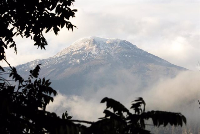 Archivo - Volcán Nevado del Ruiz en Tolima, Colombia