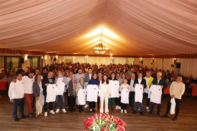La secretaria general del PSIB-PSOE acompaña a la candidata socialista a la alcaldía de Algaida Margalida Fullana en la presentación de su candidatura