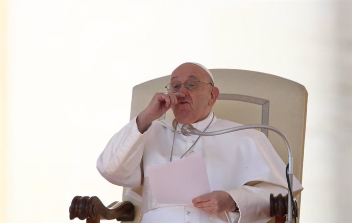 15 March 2023, Vatican, Vatikan City: Pope Francis attends the weekly general audience at St. Peter's square in The Vatican. Photo: Grzegorz Galazka/Mondadori Portfolio via ZUMA/dpa