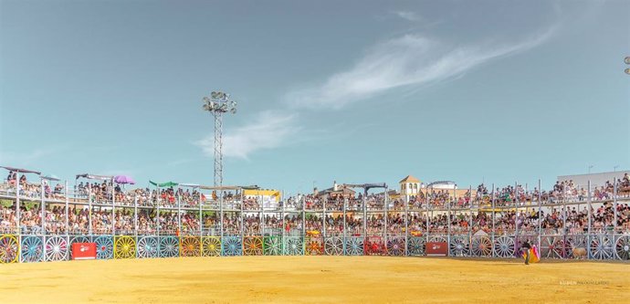 Archivo - La singular Plaza de toros de La Algaba, en la provincia de Sevilla, archivo