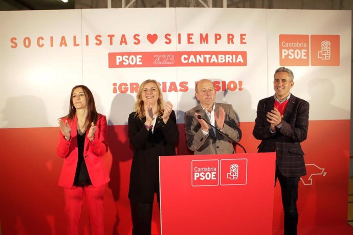 Homenaje a Dionisio Luguera