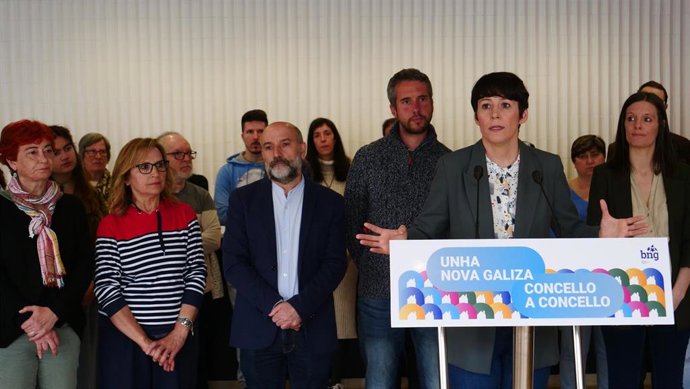 La líder frenstista ha ofrecido este sábado una rueda de prensa en Lugo junto al candidato a la Alcaldía de la Cidade das Murallas, Rubén Arroxo, el diputado en el Congreso Néstor Rego y otros cargos de la organización nacionalista, que han querido denu