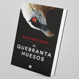 El escritor alicantino Blas Ruiz Grau recupera al inspector Nicolás Valdés en su nuevo thriller, 'El Quebrantahuesos'