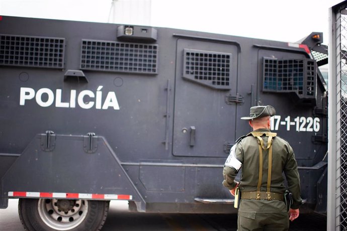Archivo - Agentes de la Policía en Colombia