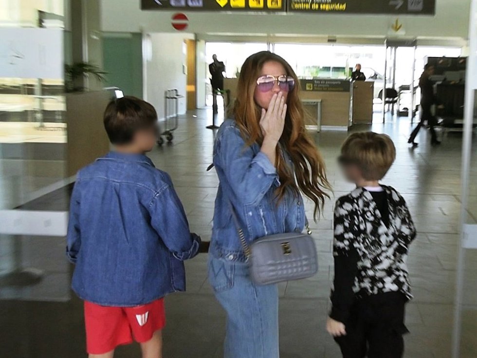 SHAKIRA SE MARCHA A MIAMI CON SUS HIJOS