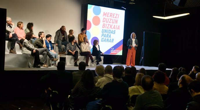 La coalición Elkarrekin Podemos, Ezker Anitza-IU, Berdeak Equo y Alianza Verde  presenta las candidaturas municipales y forales de Bizkaia en el teatro Campos de Bilbao