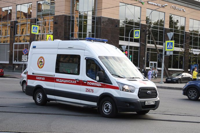 Archivo - Una ambulancia en San Petersburgo en una imagen de archivo